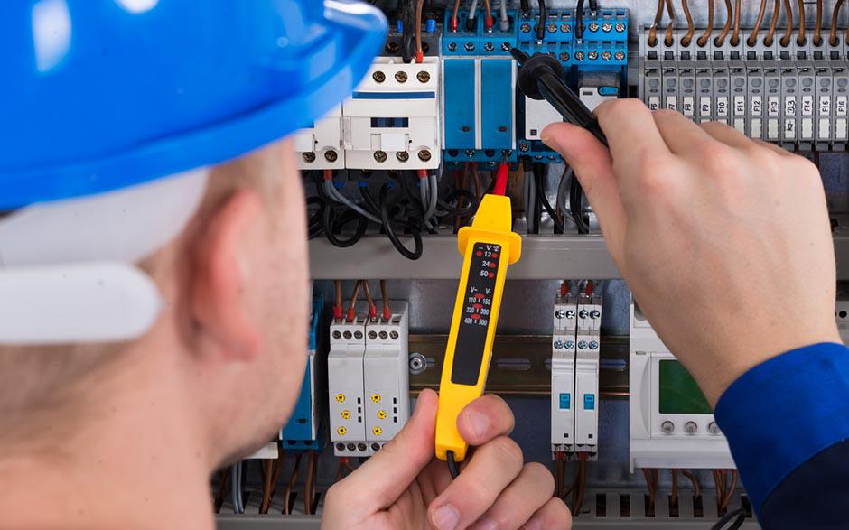 cherche électricien pas cher Roissy-en-Brie
